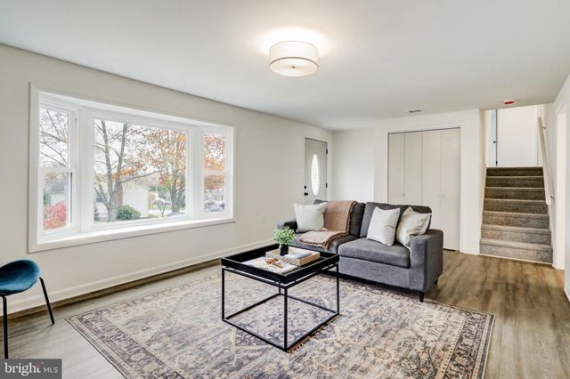 2640 HEMLOCK DR, Columbia, PA 17512