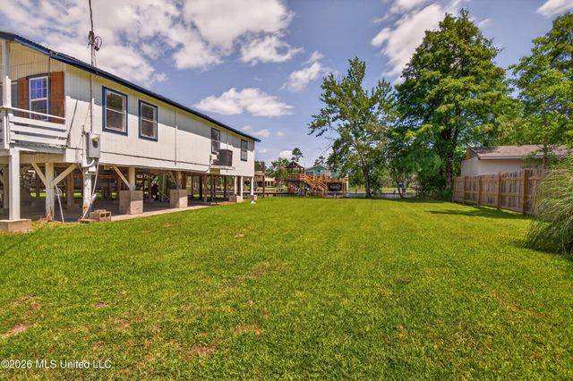 5030 Hawk Street, Bay Saint Louis, MS 39520