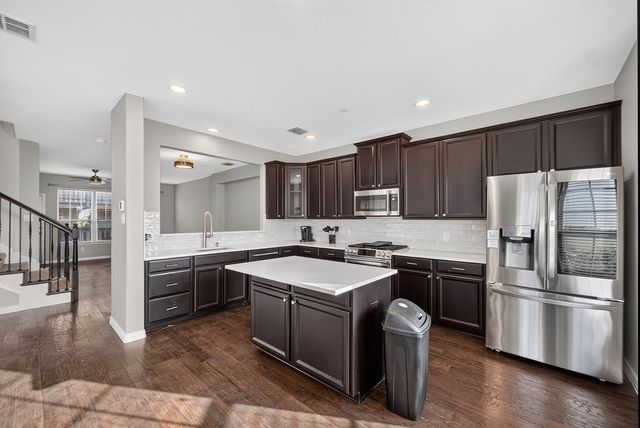 7880 Oxer Drive, Irving, TX 75063