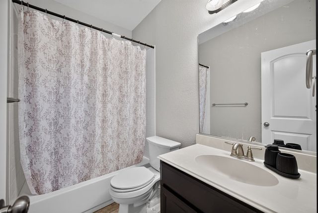 7880 Oxer Drive, Irving, TX 75063