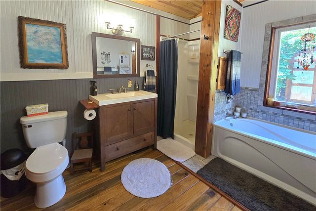 1825 County Road 323, Eureka Springs, AR 72632