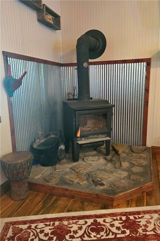 1825 County Road 323, Eureka Springs, AR 72632