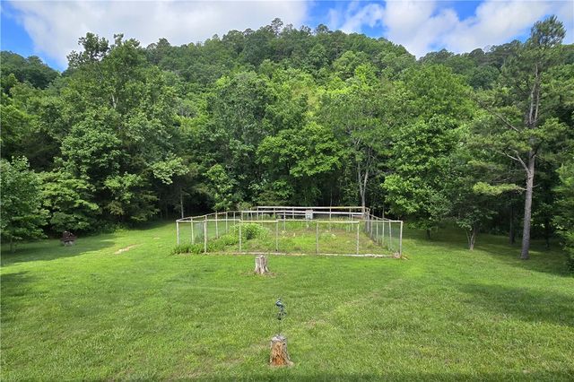1825 County Road 323, Eureka Springs, AR 72632
