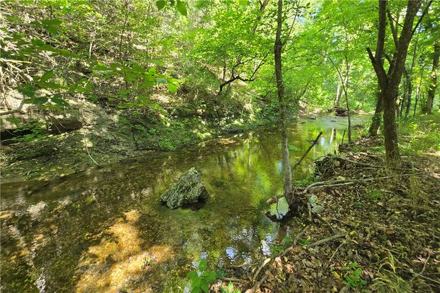 1825 County Road 323, Eureka Springs, AR 72632