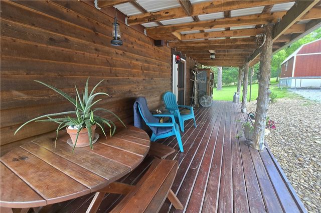 1825 County Road 323, Eureka Springs, AR 72632