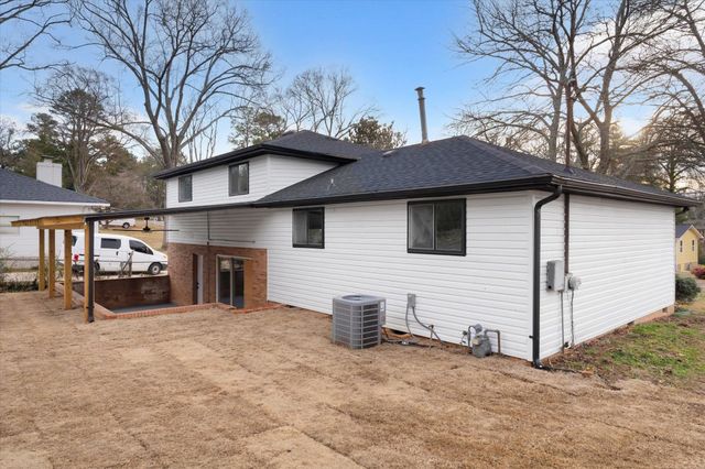 423 Fairmont Drive, Greenville, SC 29605