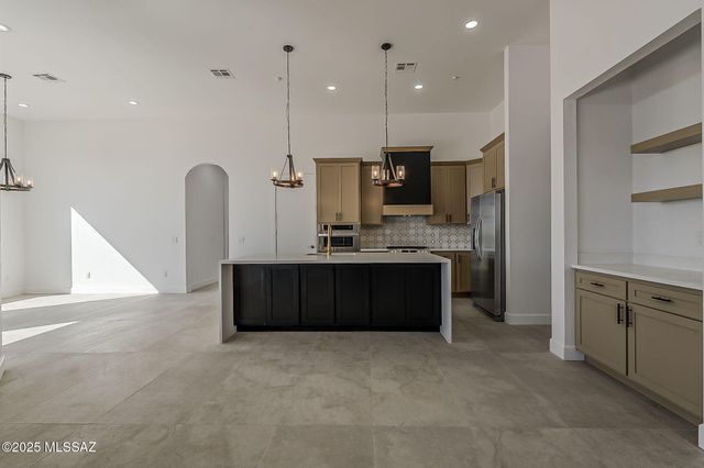 155 N Scenic Vista Drive, Sahuarita, AZ 85629