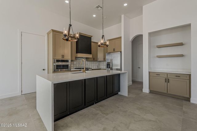 155 N Scenic Vista Drive, Sahuarita, AZ 85629