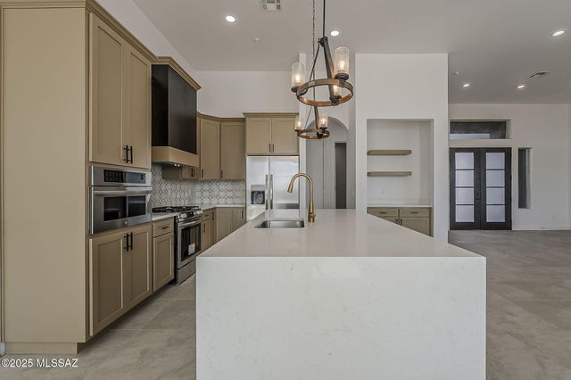 155 N Scenic Vista Drive, Sahuarita, AZ 85629