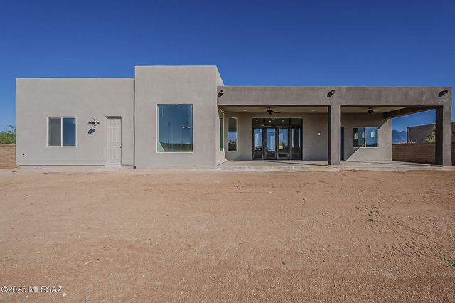 155 N Scenic Vista Drive, Sahuarita, AZ 85629