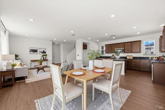 5019 Librarian Ct, Vacaville, CA 95687