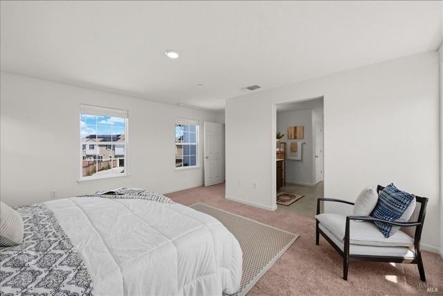 5019 Librarian Ct, Vacaville, CA 95687