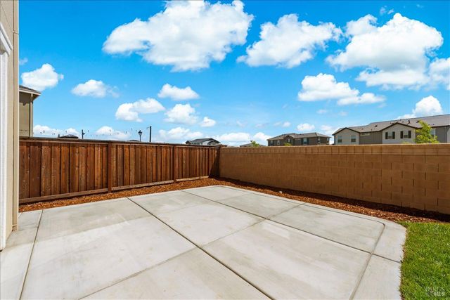 5019 Librarian Ct, Vacaville, CA 95687