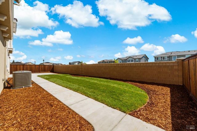 5019 Librarian Ct, Vacaville, CA 95687