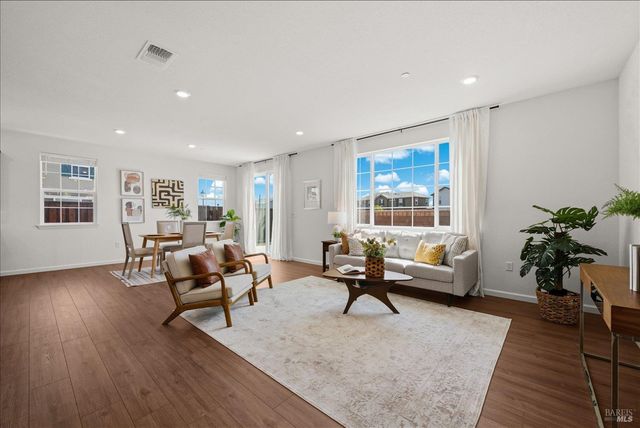 5019 Librarian Ct, Vacaville, CA 95687