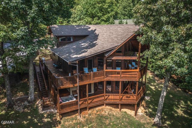 3103 Perry Circle Lane, Sevierville, TN 37862