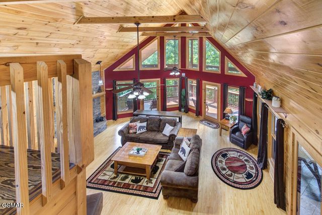 3103 Perry Circle Lane, Sevierville, TN 37862