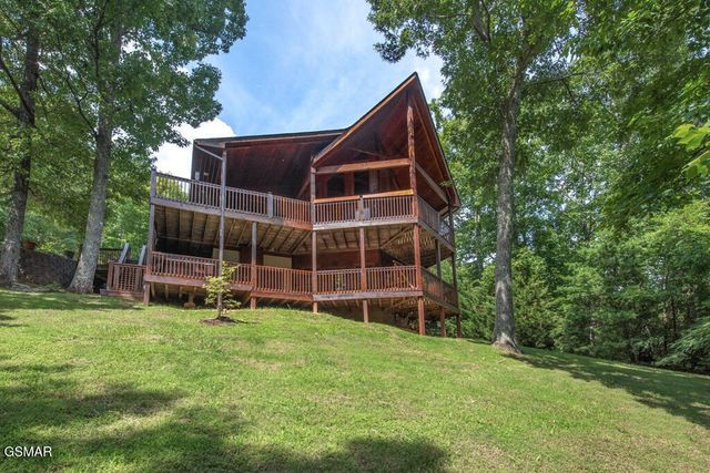3103 Perry Circle Lane, Sevierville, TN 37862