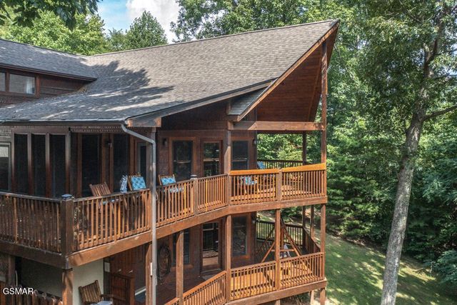 3103 Perry Circle Lane, Sevierville, TN 37862