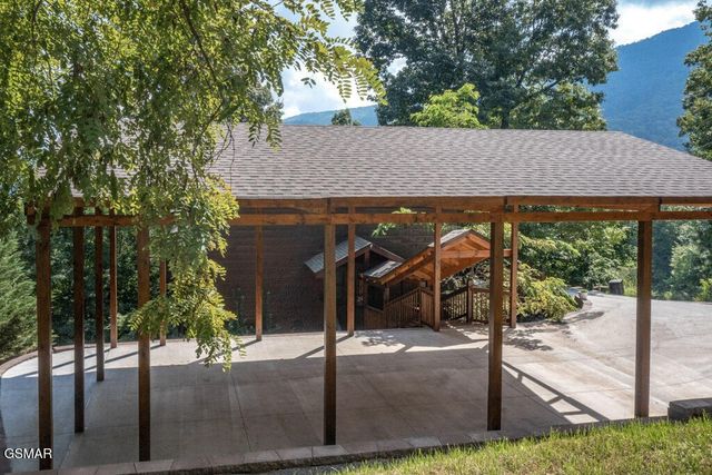 3103 Perry Circle Lane, Sevierville, TN 37862