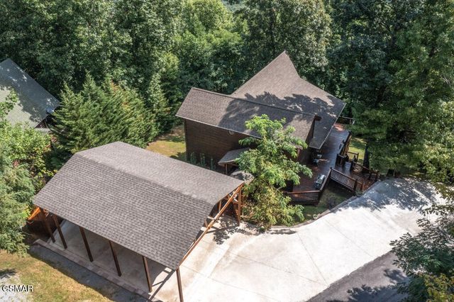 3103 Perry Circle Lane, Sevierville, TN 37862
