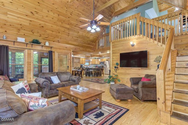 3103 Perry Circle Lane, Sevierville, TN 37862