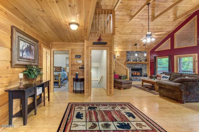 3103 Perry Circle Lane, Sevierville, TN 37862