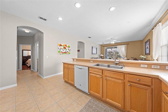 138 CHAUCER AVENUE, Davenport, FL 33896