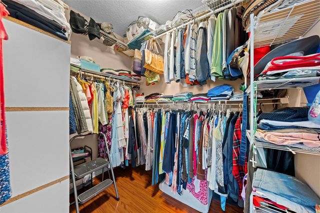 138 CHAUCER AVENUE, Davenport, FL 33896