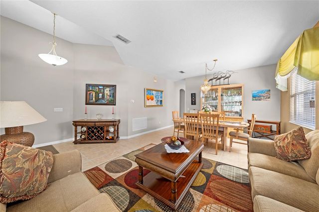 138 CHAUCER AVENUE, Davenport, FL 33896