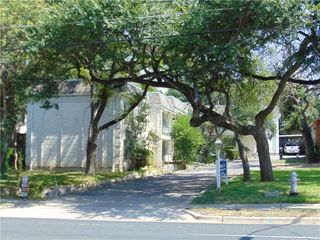 2516 Enfield RD 101, Austin, TX 78703
