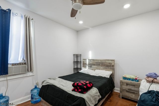 106 Speer Ave, Clifton City, NJ 07013