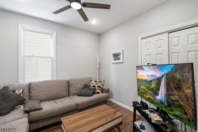 106 Speer Ave, Clifton City, NJ 07013