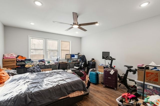 106 Speer Ave, Clifton City, NJ 07013