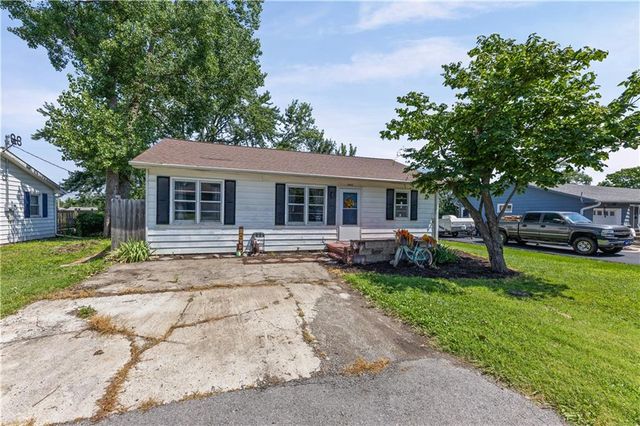 403 E 2nd Street, Wellsville, KS 66092