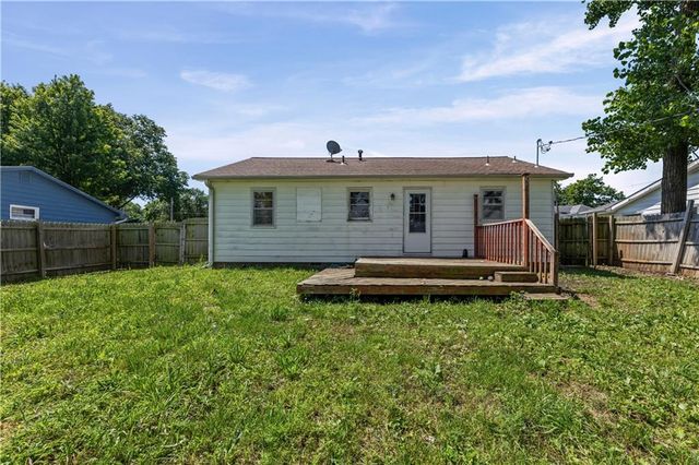 403 E 2nd Street, Wellsville, KS 66092
