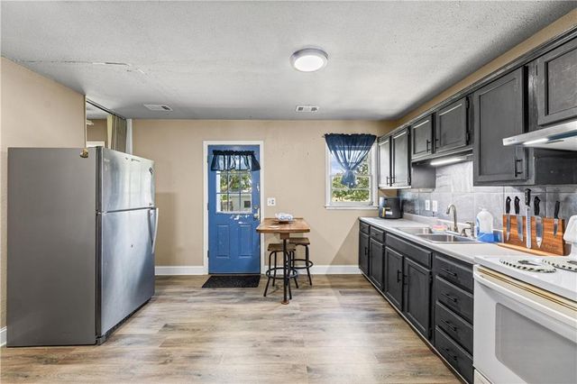 403 E 2nd Street, Wellsville, KS 66092