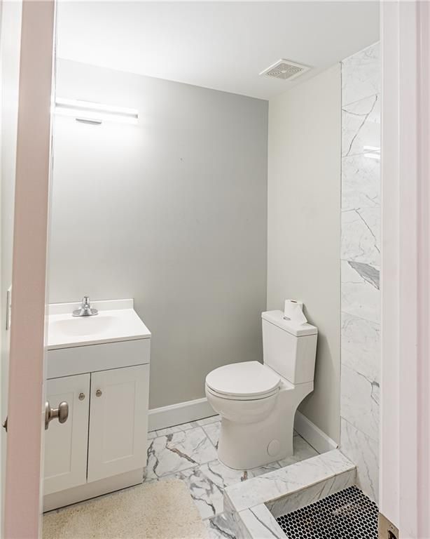 Image 24 of property listing at 3991 Centennial Trail, Duluth, GA 30096