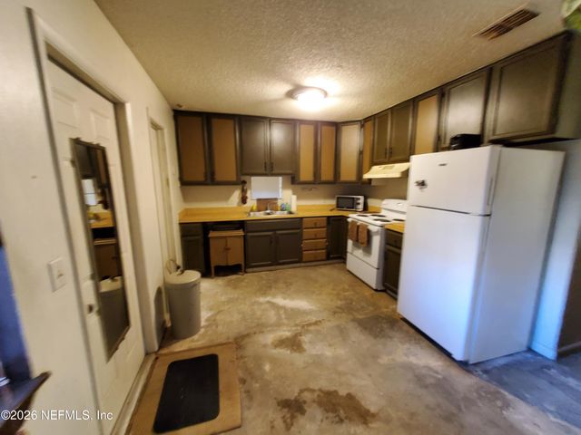 2513 WATERS EDGE Drive, Neptune Beach, FL 32266