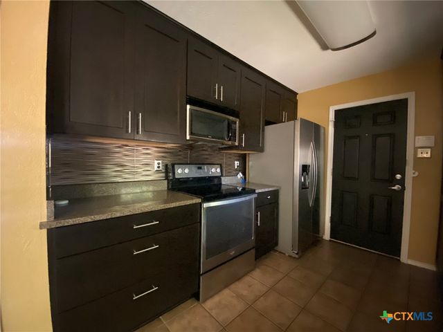 1613 Miranda Avenue, Copperas Cove, TX 76522