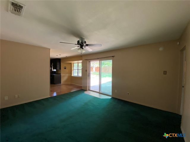 1613 Miranda Avenue, Copperas Cove, TX 76522