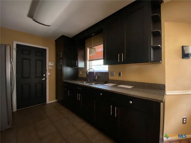 1613 Miranda Avenue, Copperas Cove, TX 76522