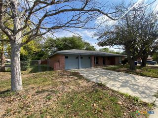 1613 Miranda Avenue, Copperas Cove, TX 76522