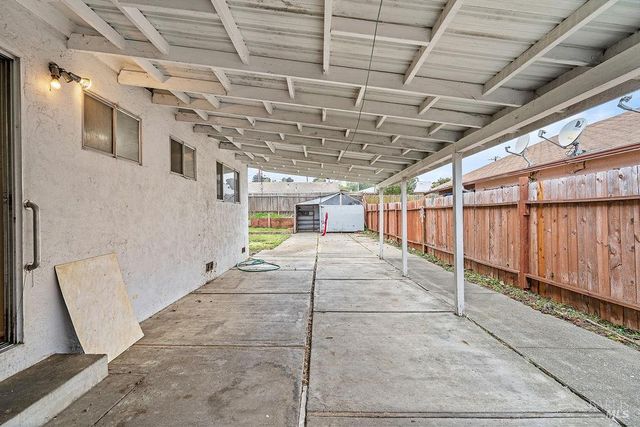 831 5th St, Vallejo, CA 94590