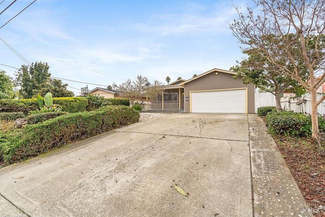 831 5th St, Vallejo, CA 94590