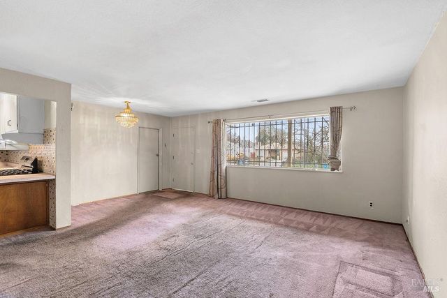 831 5th St, Vallejo, CA 94590