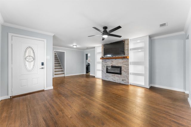 2530 Utica Drive, Dallas, TX 75227