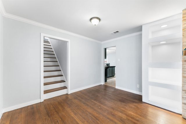 2530 Utica Drive, Dallas, TX 75227