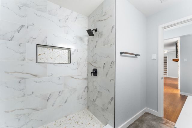 2530 Utica Drive, Dallas, TX 75227