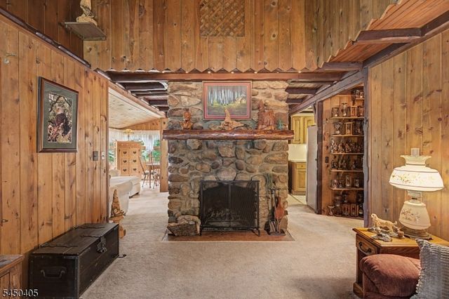 21 Shawnee Trl, Sparta Twp., NJ 07871
